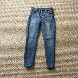 Button-Up Skinny Jeans from American Eagle
